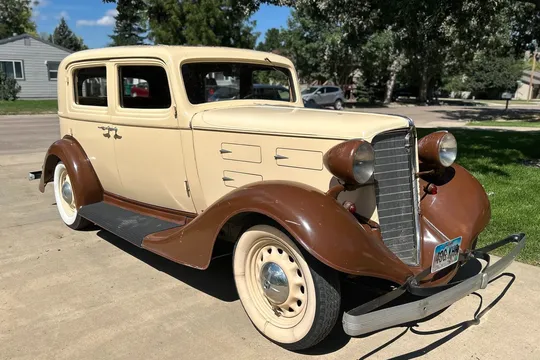 1934 Nash LaFayette Series 110 Standard Brougham Sedan