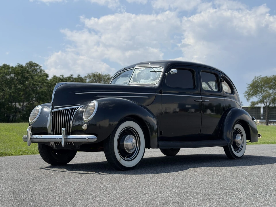 1939 Ford Standard & Deluxe & Super Deluxe - Image 8 of 31