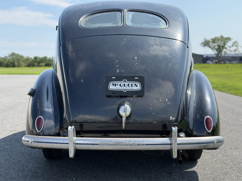 1939 Ford Standard & Deluxe & Super Deluxe - Image 15 of 31
