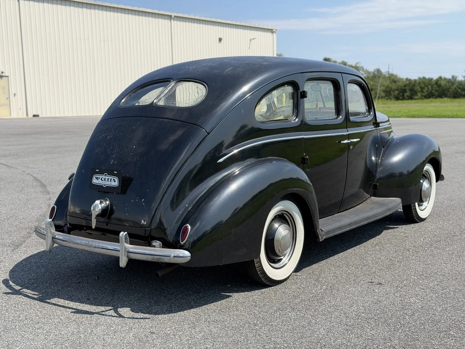 1939 Ford Standard & Deluxe & Super Deluxe - Image 16 of 31
