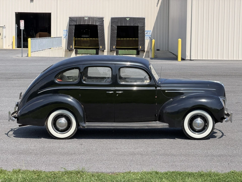 1939 Ford Standard & Deluxe & Super Deluxe - Image 17 of 31