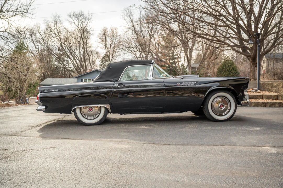 1955 Ford Thunderbird 1st Gen - Image 26 of 31