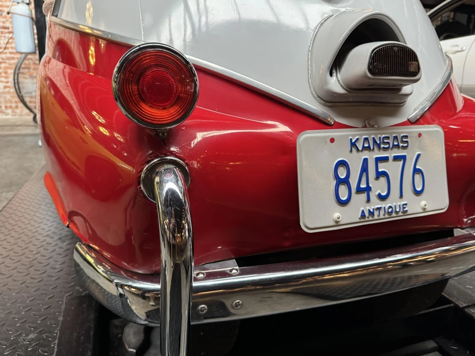 1956 BMW Isetta - Image 31 of 31