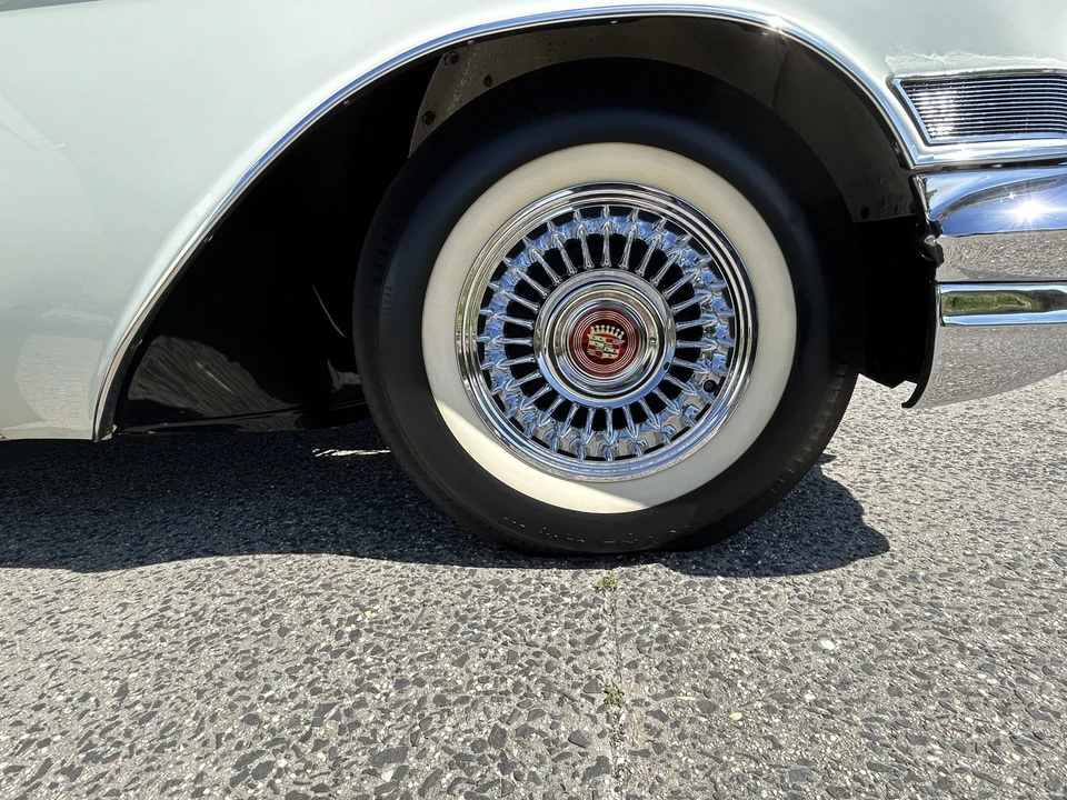 1957 Cadillac Eldorado 3rd Gen - Image 23 of 31