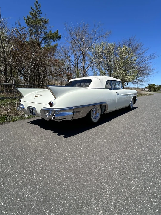 1957 Cadillac Eldorado 3rd Gen - Image 17 of 31