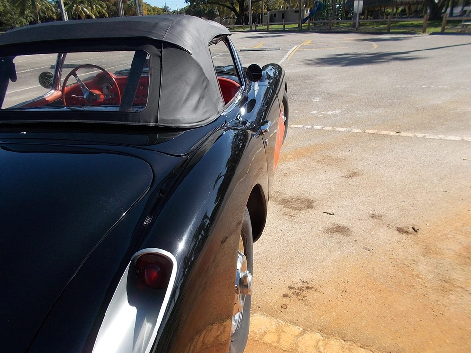 1957 Chevrolet Corvette C1 - Image 24 of 31