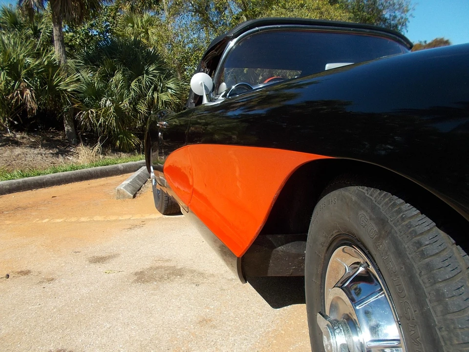 1957 Chevrolet Corvette C1 - Image 17 of 31