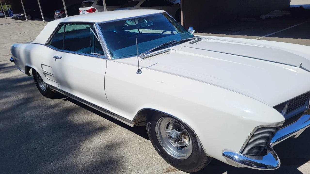 1964 Buick Riviera 1st Gen - Image 9 of 31
