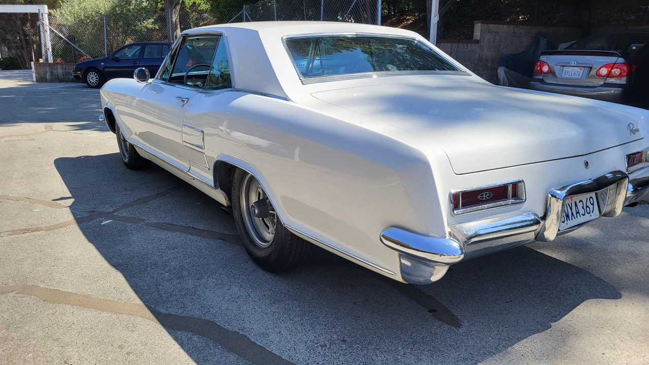 1964 Buick Riviera 1st Gen - Image 19 of 31