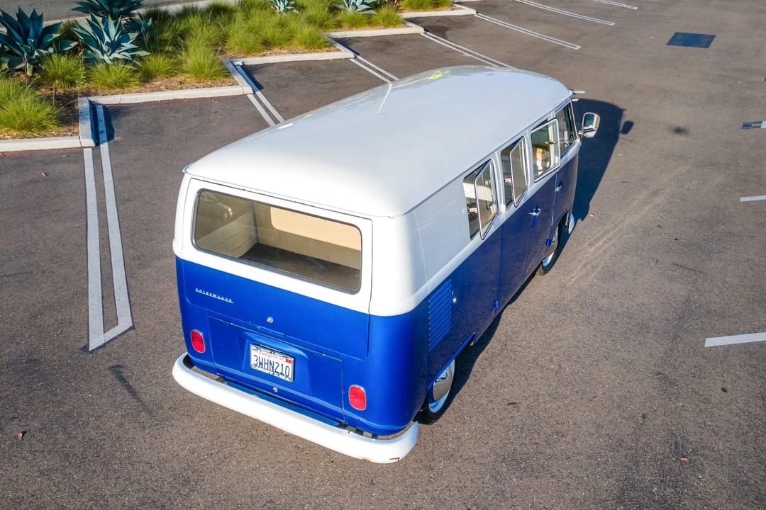 1964 Volkswagen Split-Window Bus - Image 15 of 31