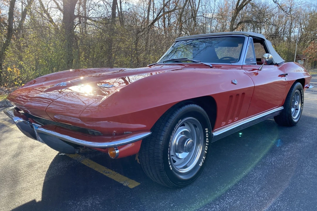 1966 Chevrolet Corvette C2 - Image 3 of 31