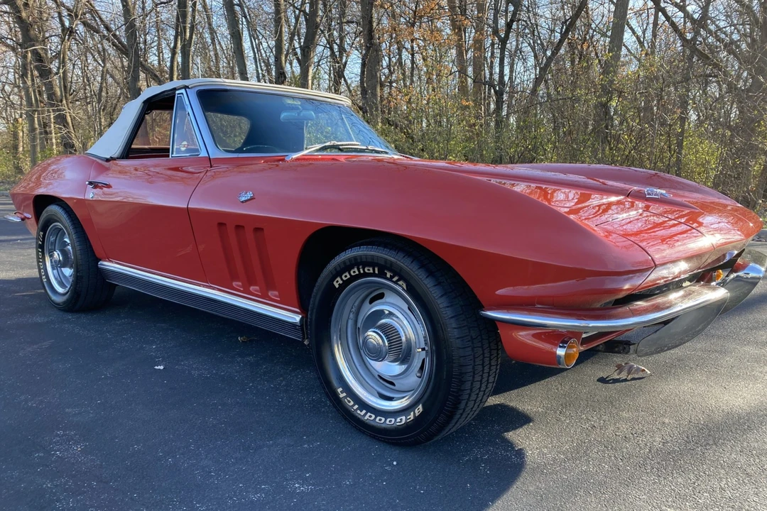 1966 Chevrolet Corvette C2 - Image 18 of 31