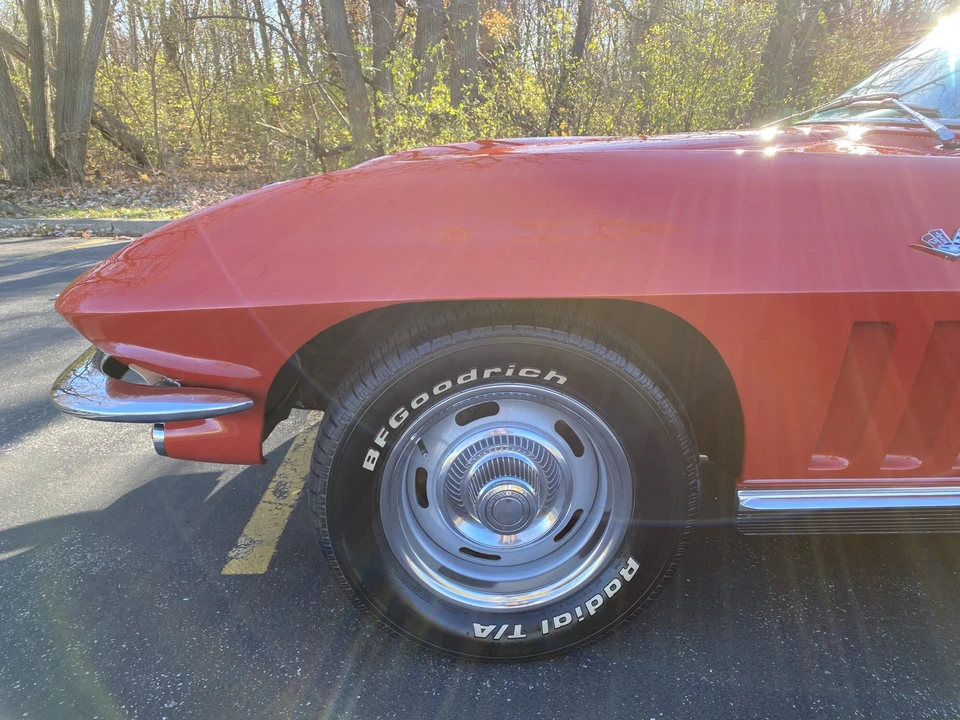 1966 Chevrolet Corvette C2 - Image 25 of 31