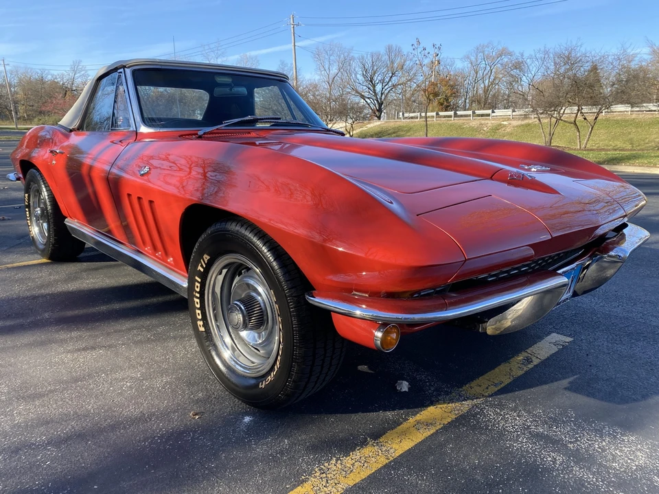 1966 Chevrolet Corvette C2 - Image 19 of 31