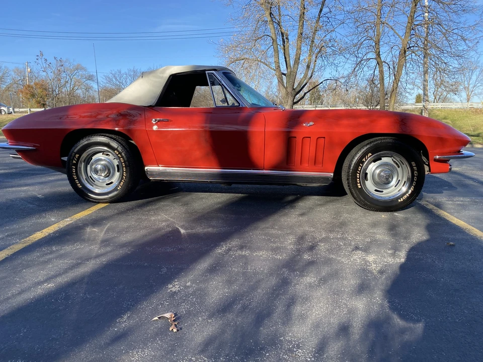 1966 Chevrolet Corvette C2 - Image 14 of 31