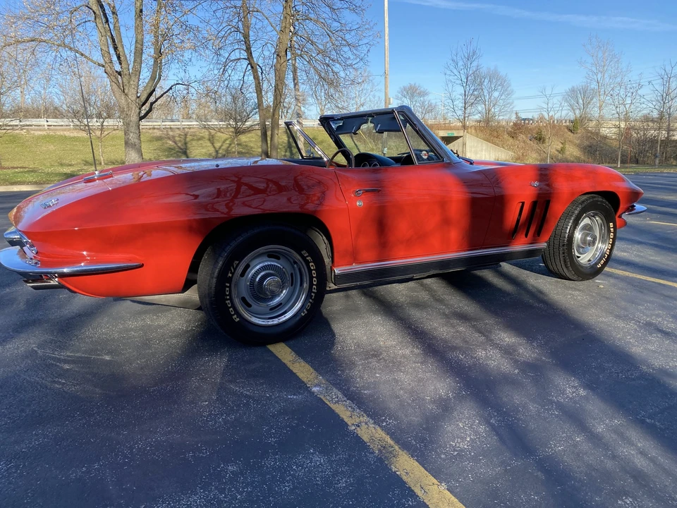1966 Chevrolet Corvette C2 - Image 13 of 31