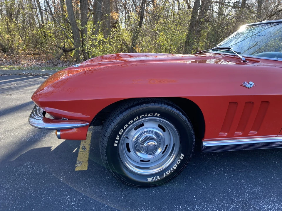 1966 Chevrolet Corvette C2 - Image 24 of 31