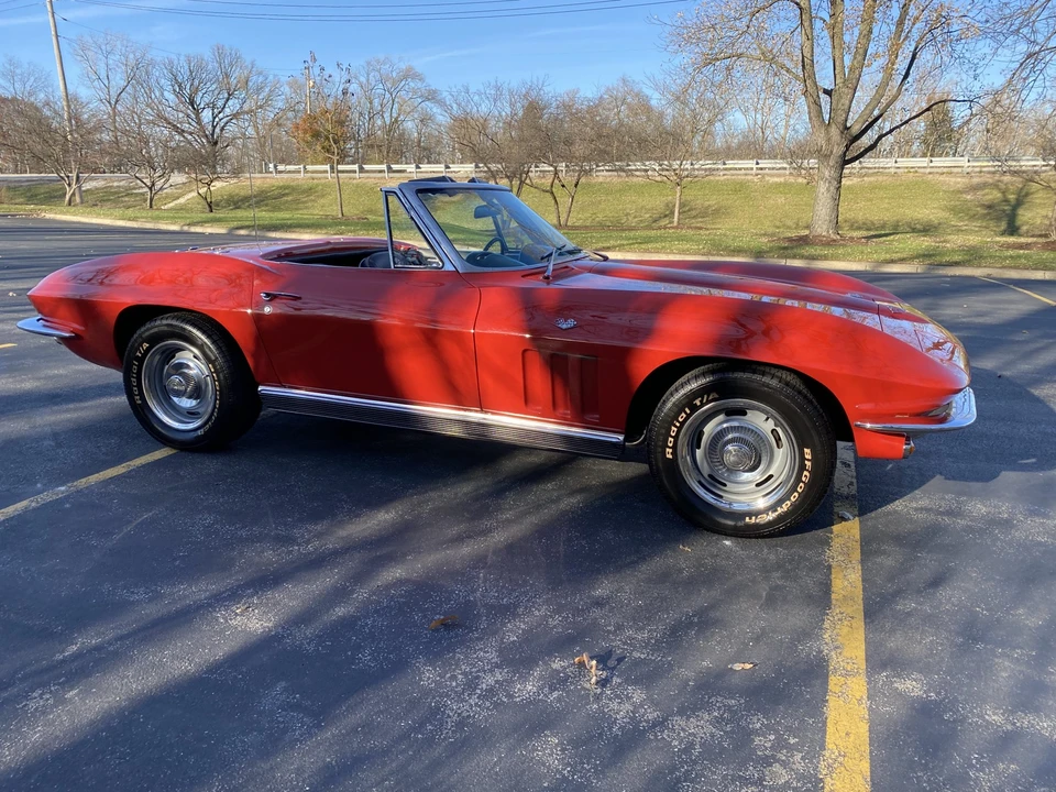 1966 Chevrolet Corvette C2 - Image 15 of 31
