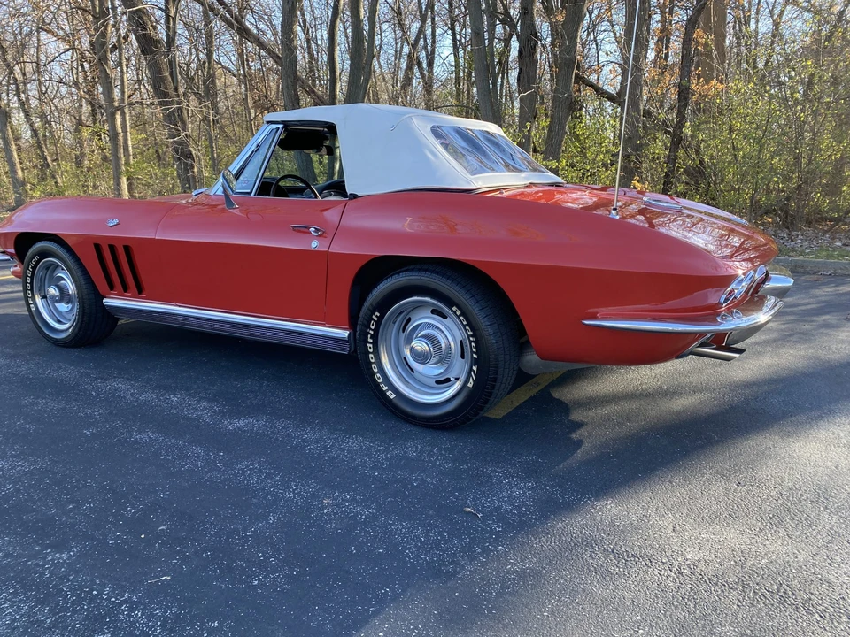 1966 Chevrolet Corvette C2 - Image 7 of 31