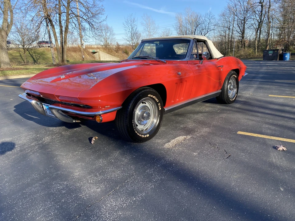 1966 Chevrolet Corvette C2 - Image 5 of 31