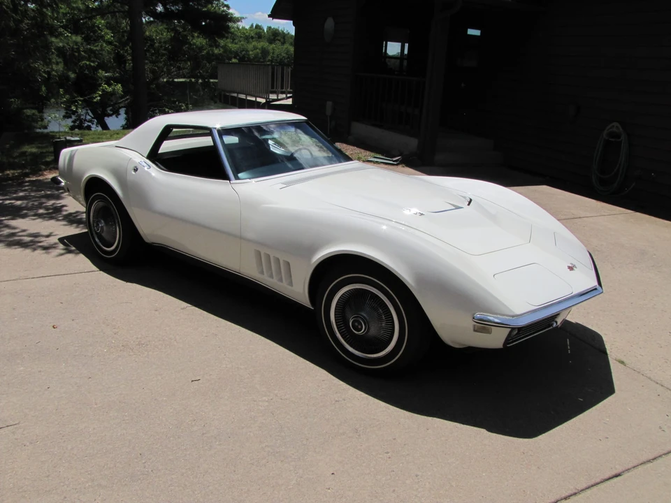 1968 Chevrolet Corvette C3 427 & 454 - Image 9 of 31