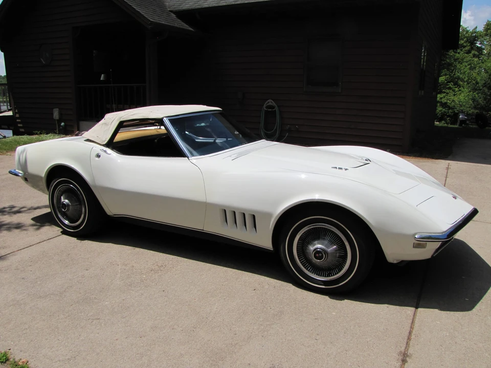 1968 Chevrolet Corvette C3 427 & 454 - Image 8 of 31