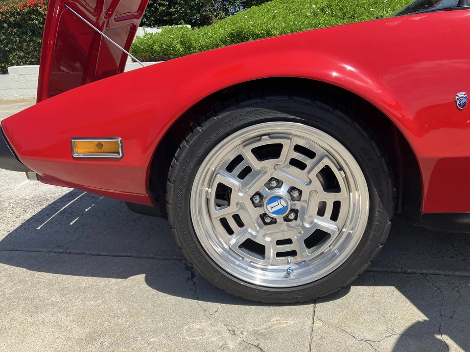 1973 DeTomaso Pantera - Image 28 of 31