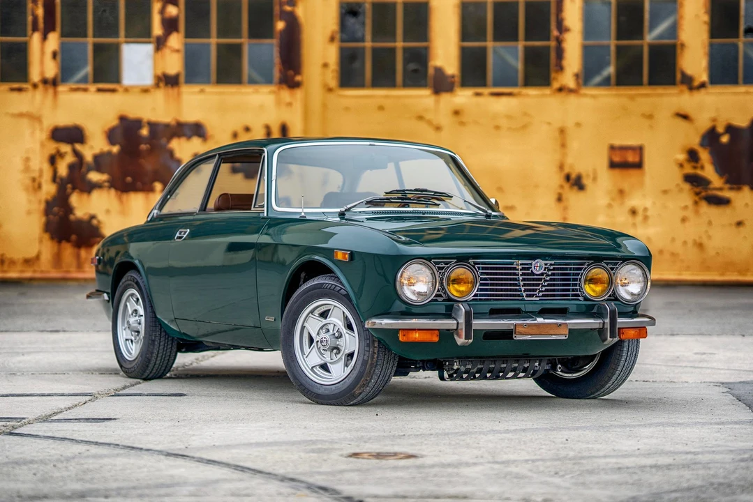 1974 Alfa Romeo 2000 GT Veloce - Image 22 of 31