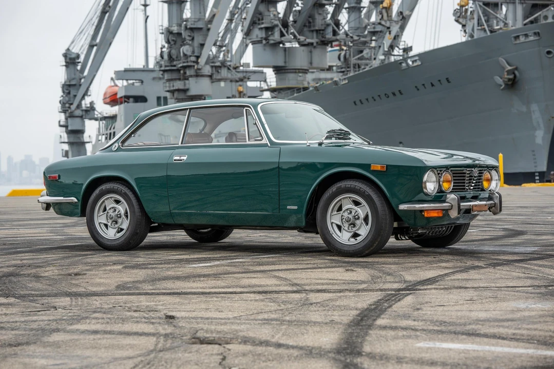 1974 Alfa Romeo 2000 GT Veloce - Image 13 of 31