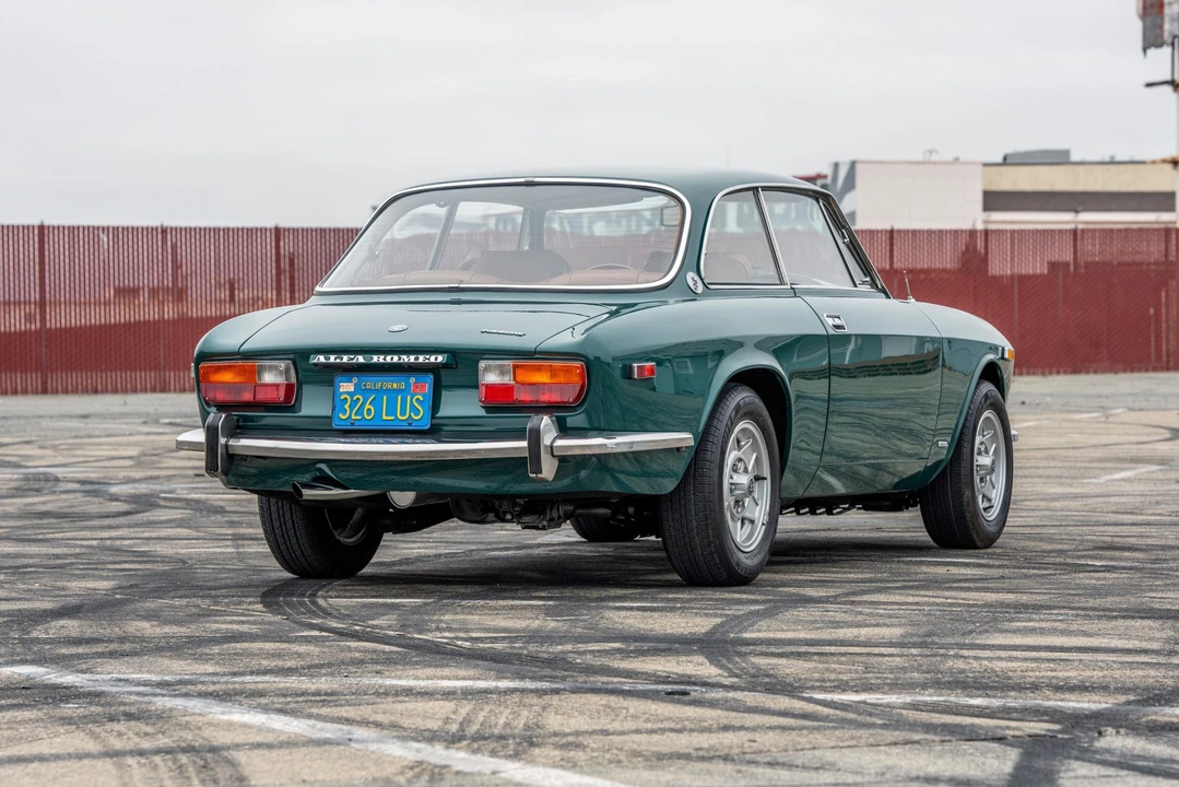 1974 Alfa Romeo 2000 GT Veloce - Image 10 of 31