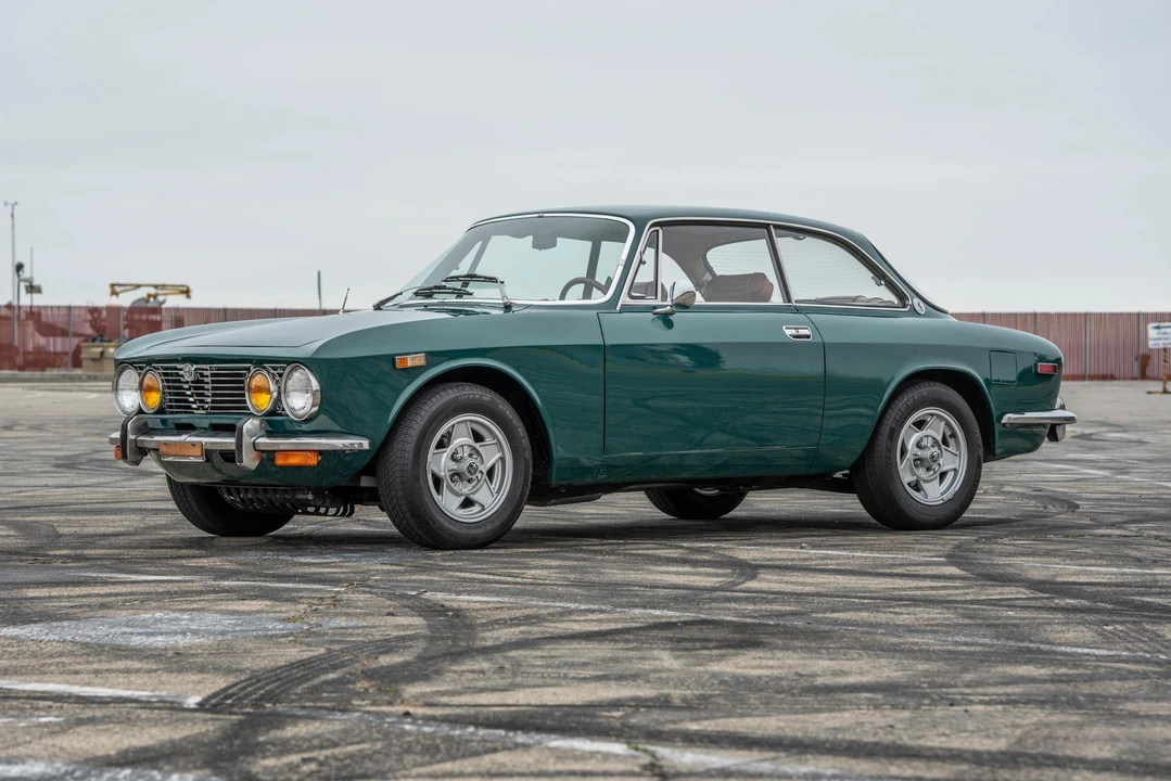 1974 Alfa Romeo 2000 GT Veloce - Image 3 of 31