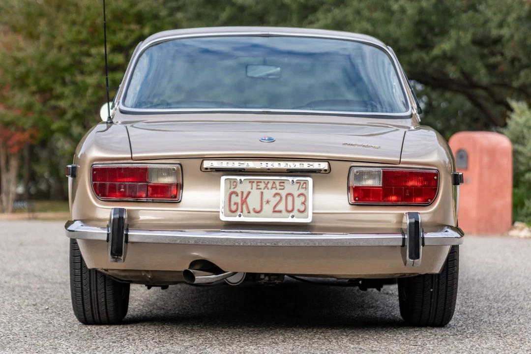 1974 Alfa Romeo 2000 GT Veloce - Image 6 of 31