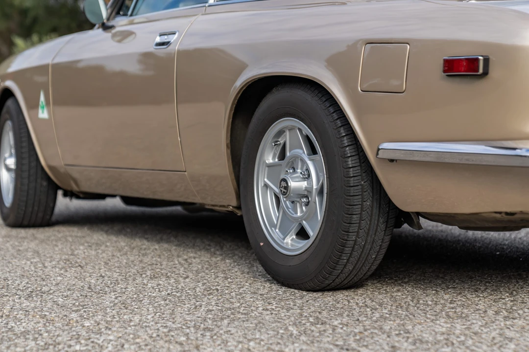 1974 Alfa Romeo 2000 GT Veloce - Image 22 of 31