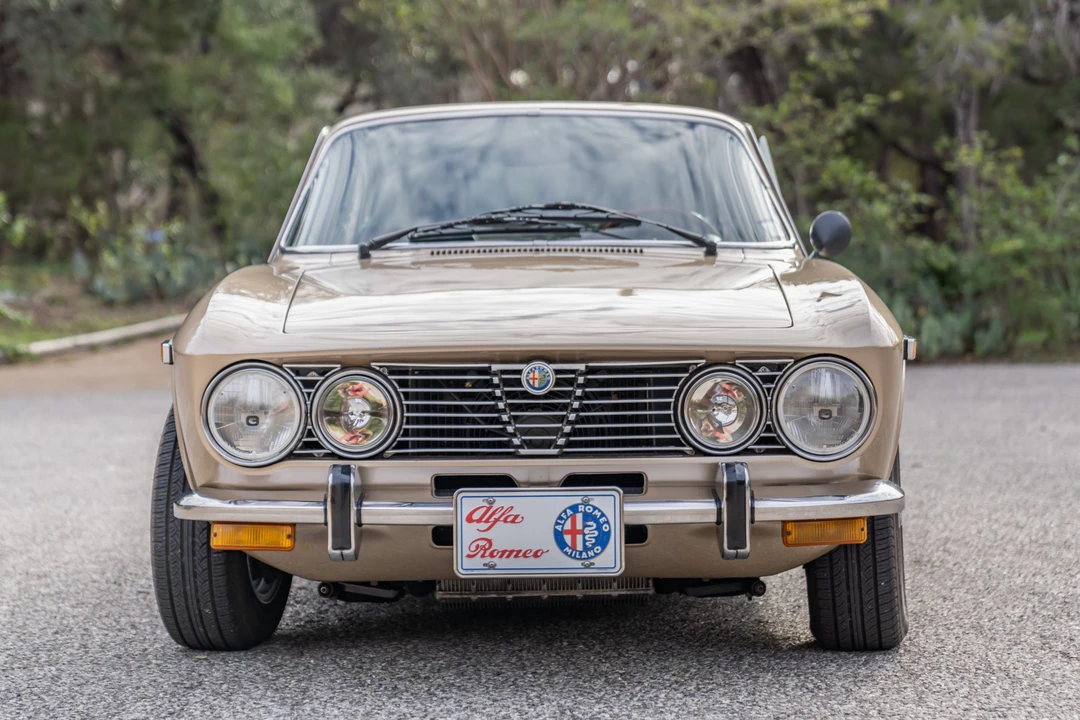 1974 Alfa Romeo 2000 GT Veloce - Image 3 of 31