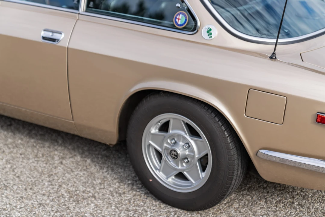 1974 Alfa Romeo 2000 GT Veloce - Image 21 of 31