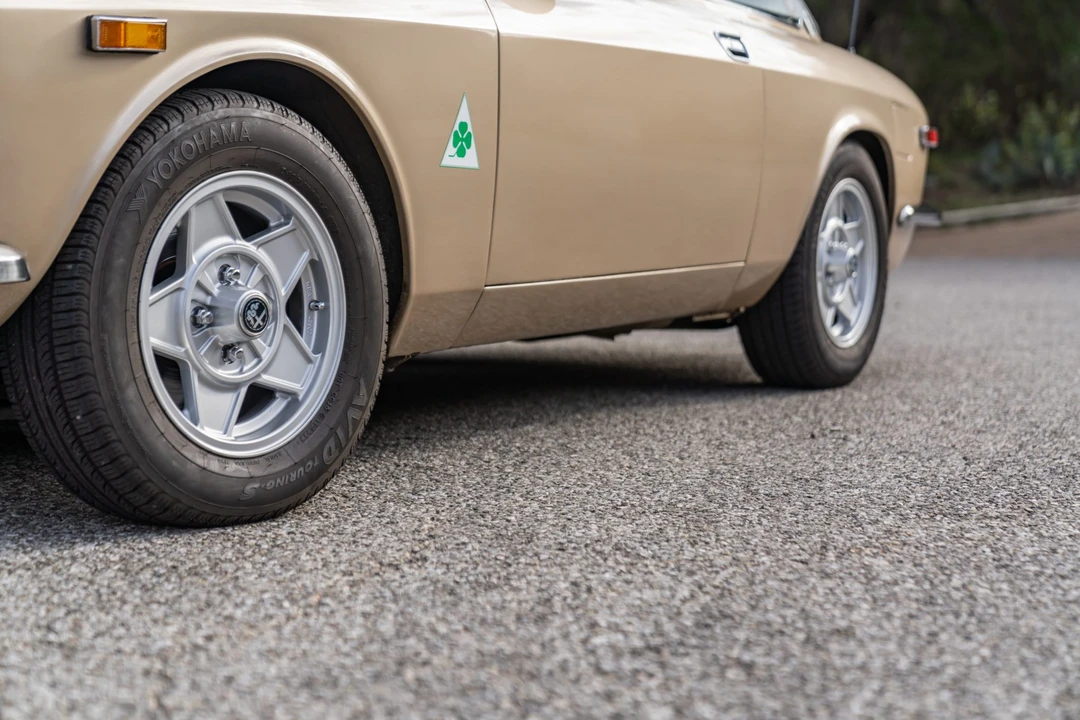 1974 Alfa Romeo 2000 GT Veloce - Image 19 of 31