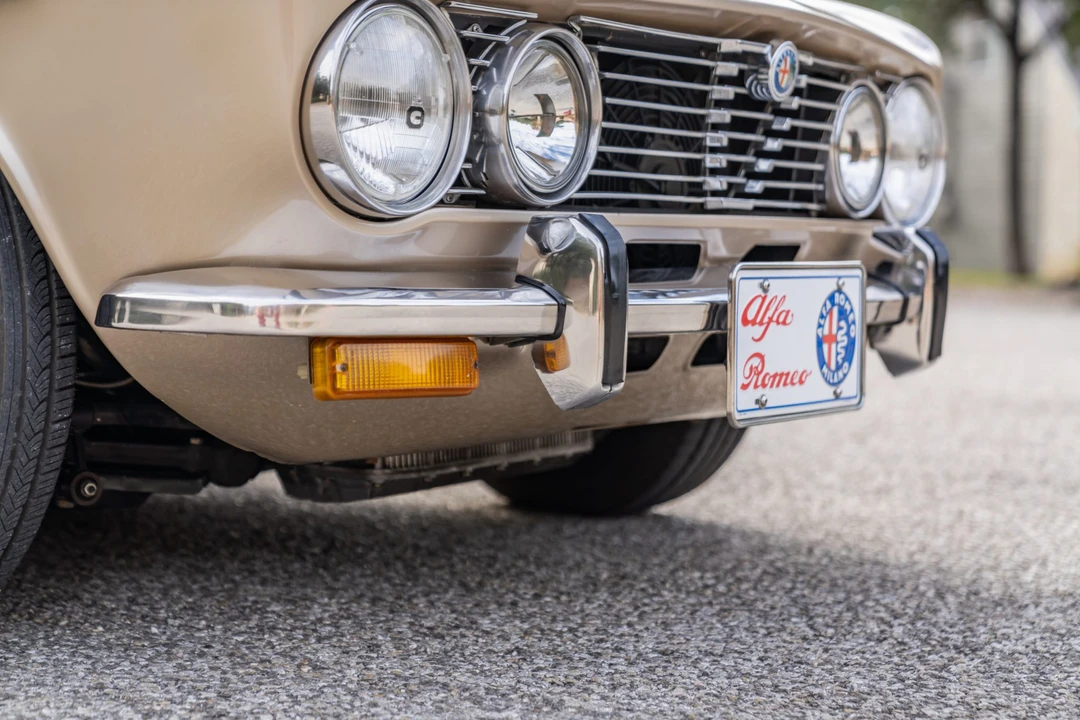 1974 Alfa Romeo 2000 GT Veloce - Image 13 of 31