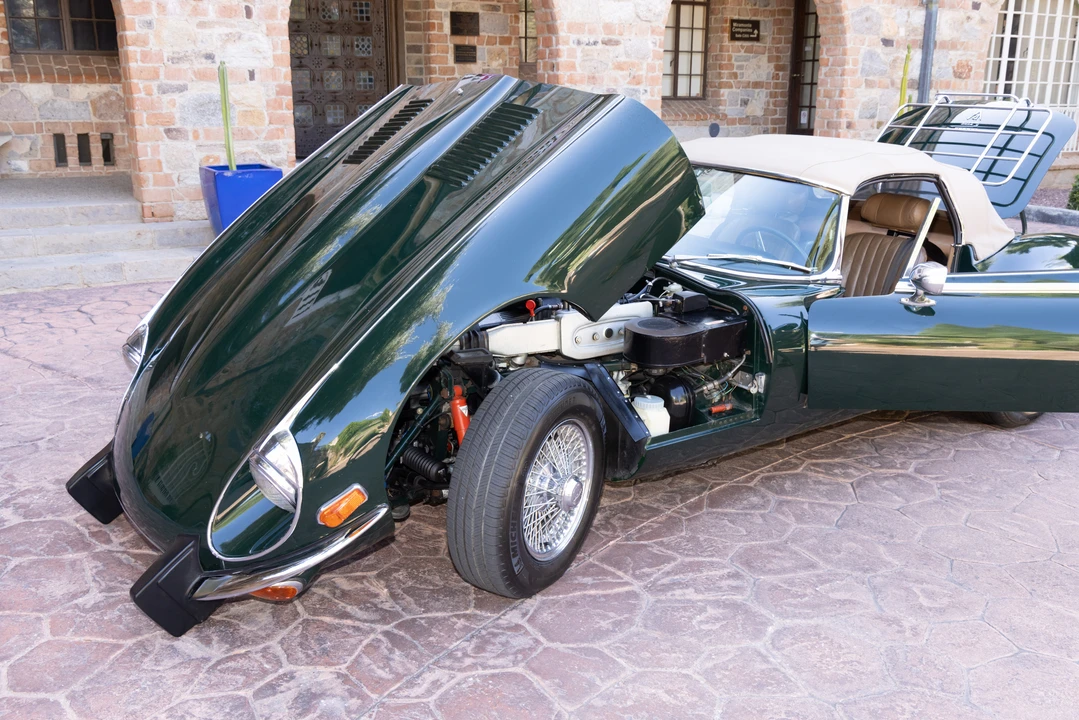 1974 Jaguar E-Type Series 3 V12 - Image 27 of 31