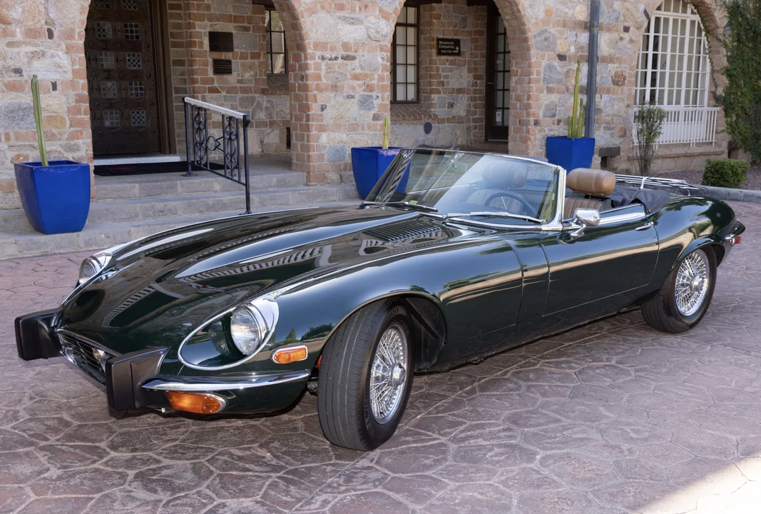 1974 Jaguar E-Type Series 3 V12 - Image 2 of 31