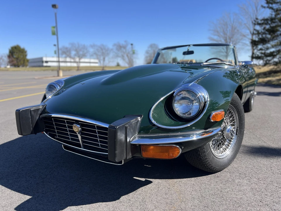 1974 Jaguar E-Type Series 3 V12 - Image 4 of 31