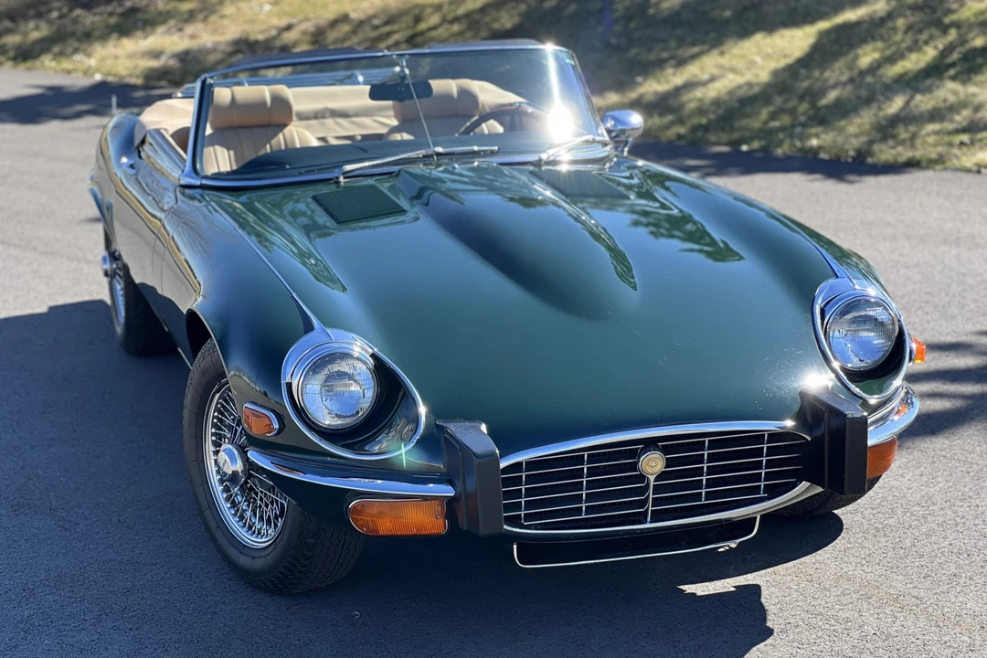 1974 Jaguar E-Type Series 3 V12 - Image 1 of 31