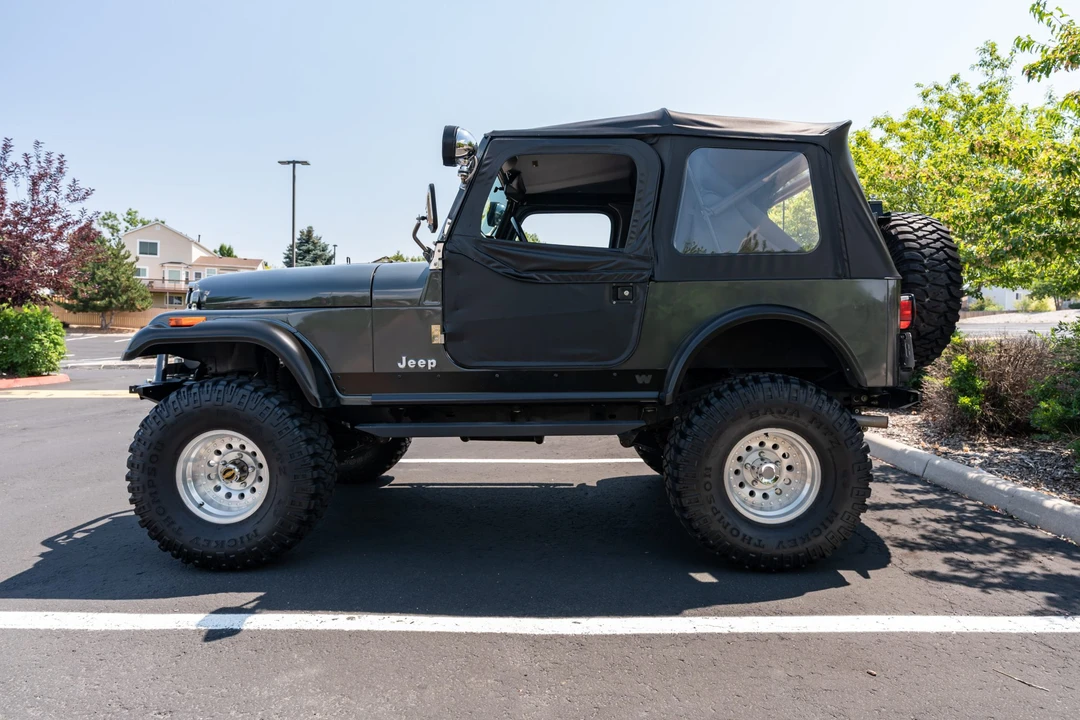 1986 Jeep CJ7 - Image 3 of 31