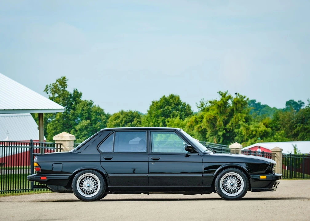 1988 BMW E28 M5 - Image 17 of 31