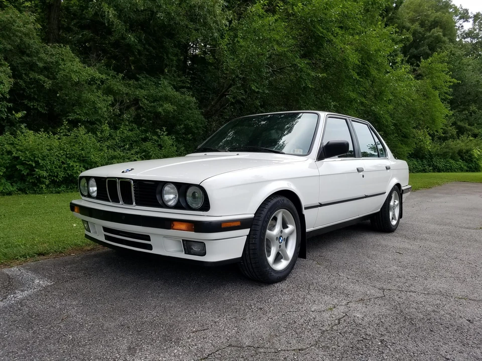 1989 BMW E30 3 Series - Image 2 of 31