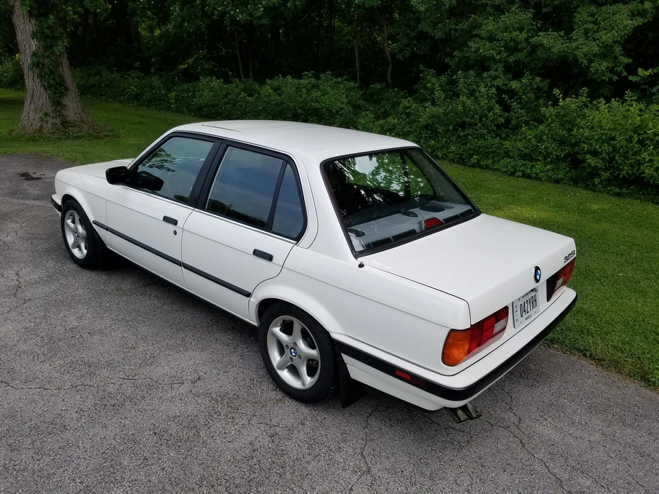 1989 BMW E30 3 Series - Image 13 of 31