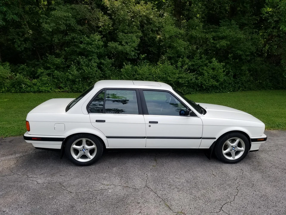1989 BMW E30 3 Series - Image 15 of 31