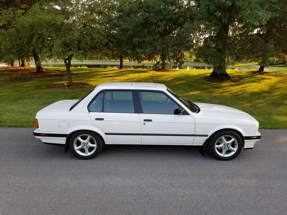 1989 BMW E30 3 Series - Image 29 of 31