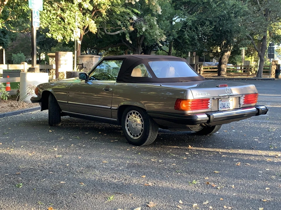 1989 Mercedes-Benz R107 SL-Class - Image 16 of 31