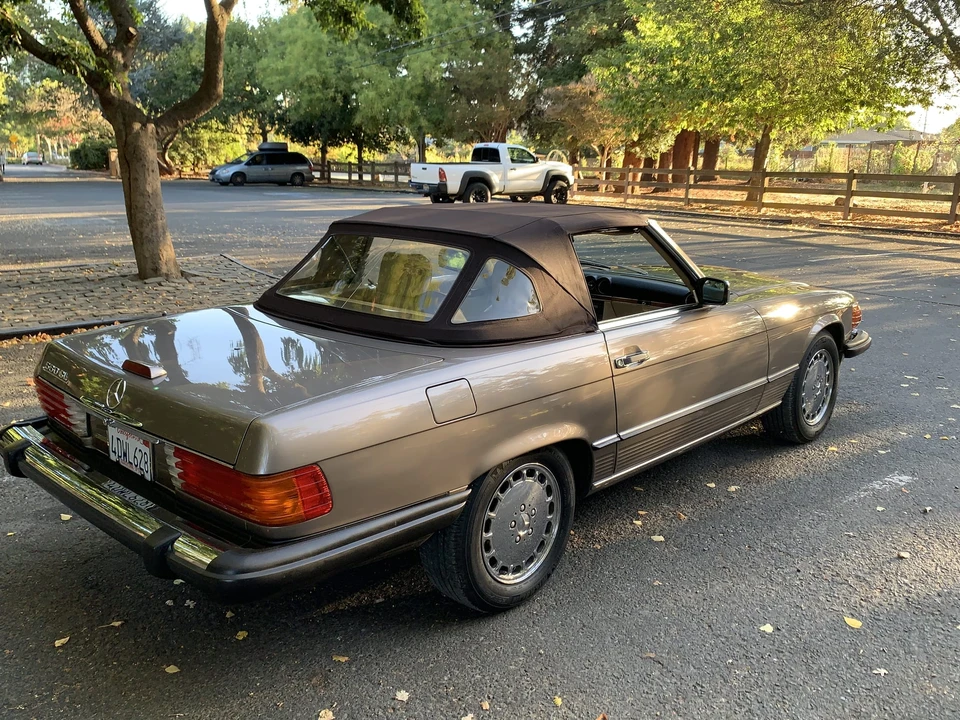 1989 Mercedes-Benz R107 SL-Class - Image 19 of 31