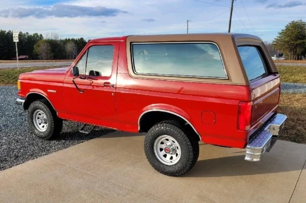 1990 Ford Bronco 5th Gen - Image 2 of 7